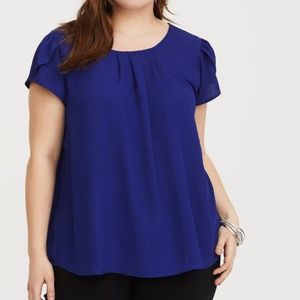 NWT Torrid Blue Bow Back Crepe Blouse, size 3